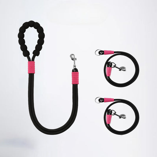 For your pet's safety, choose our pet leash to ensure that every walk you have with your pet is worry-free
