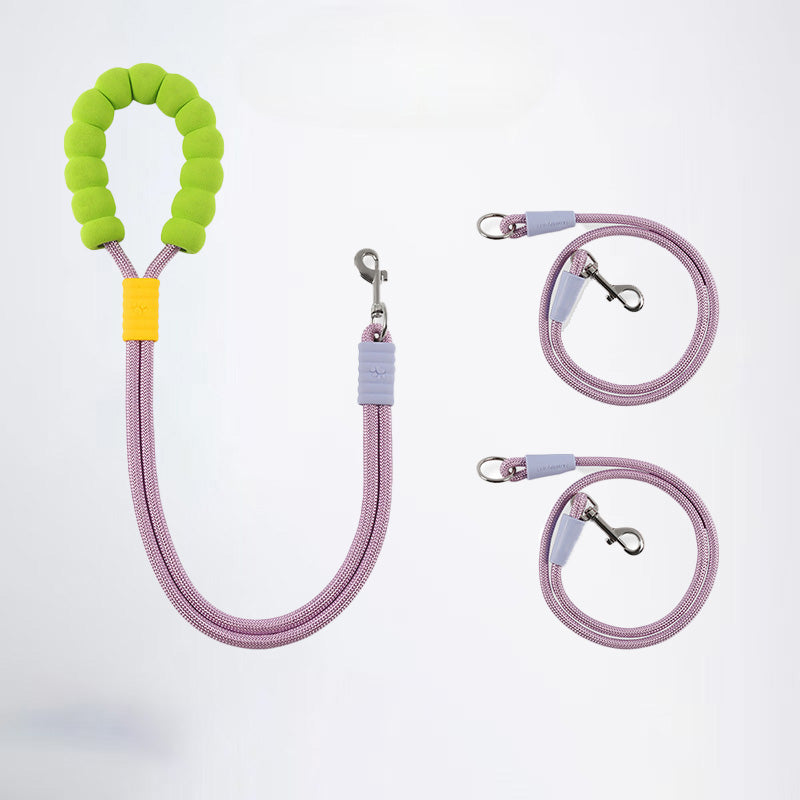 For your pet's safety, choose our pet leash to ensure that every walk you have with your pet is worry-free