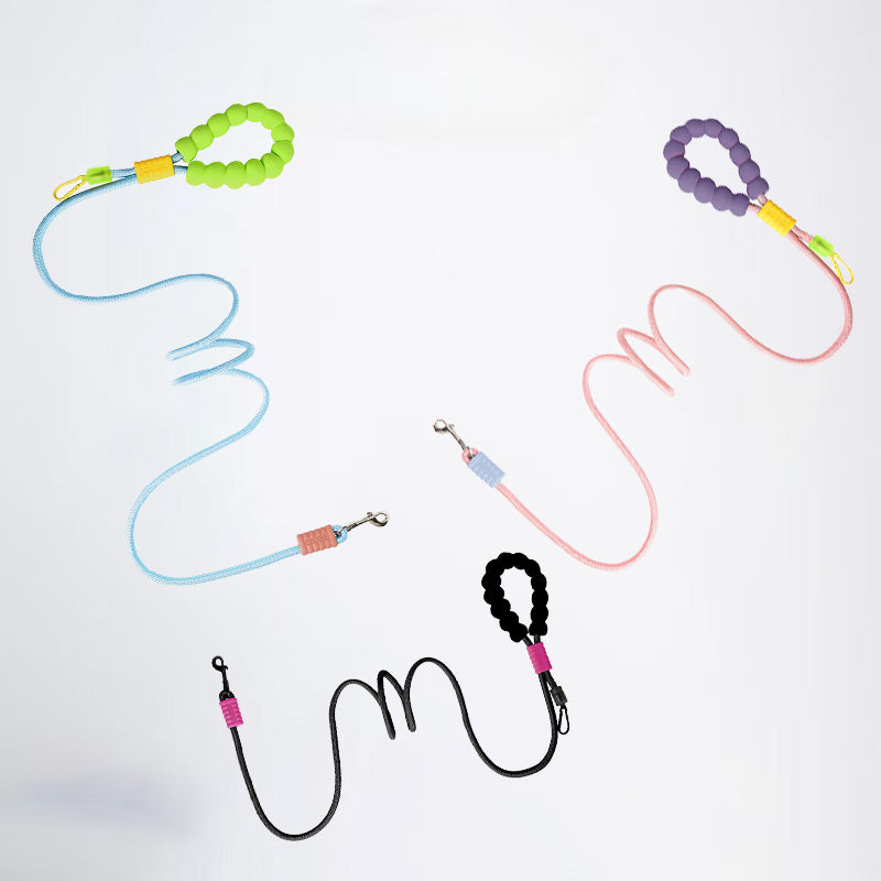 Pet leash, safety protection, let your pet run free and worry-free, protect the safety of pets, is your first choice for intimate partners
