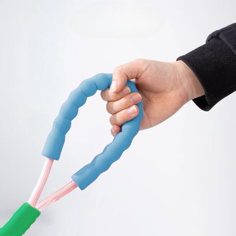 Dog leash, safe and comfortable, effective control of pet movements, let you share the happy time outdoors with your pet, to ensure that your pet is always safe on the side