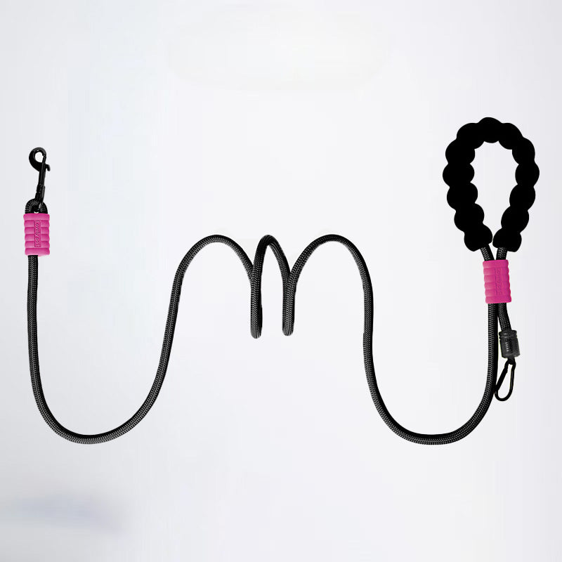 Dog leash Pet leash, safe and comfortable, effective control of pet movements, let you share outdoor happy time with your pet, to ensure that your pet is always safe on the side, foam handle