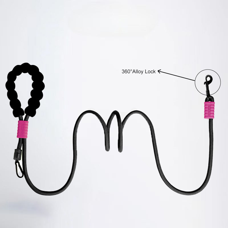 Dog leash Pet leash, safe and comfortable, effective control of pet movements, let you share outdoor happy time with your pet, to ensure that your pet is always safe on the side, foam handle