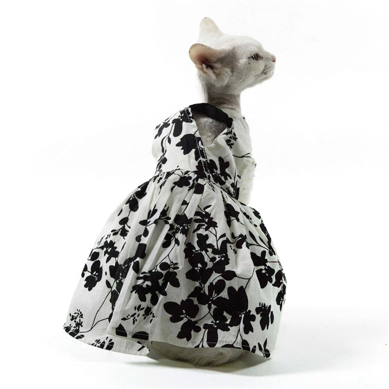 Pet cat dress Black and white printed lady's dress with a retro long style, suitable for a birthday banquet. It features an elegant and backless design with a socialite style.