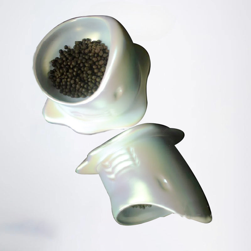 Shark design, safe and durable shark bowl, let your beloved pet swim to your heart's content, ensure healthy eating, and let happy growth without boundaries